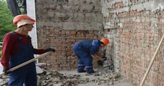 Демонтаж облицовки фасада в Анапе - расценка в смете от 571 рублей